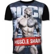 T-shirt Korte Mouw Local Fanatic Muscle Shark Rock Digital