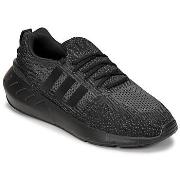 Lage Sneakers adidas SWIFT RUN 22