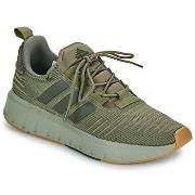 Lage Sneakers adidas SWIFT RUN 23