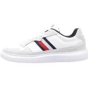 Lage Sneakers Tommy Hilfiger LIGHTWEIGHT LEATHER MIX CUP
