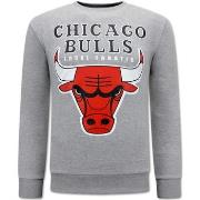 Sweater Local Fanatic Chicago Bulls