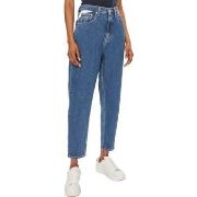 Boyfriend Jeans Tommy Hilfiger MOM UH TPR FLAG DW0DW18572