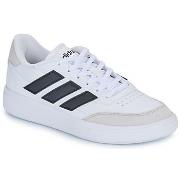 Lage Sneakers adidas COURTBLOCK J