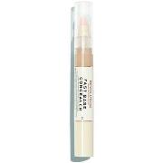 Concealer &amp; corrector Makeup Revolution Fast Base Concealer - C9