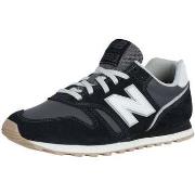 Lage Sneakers New Balance 373 Suede Trainers