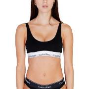 Voorgevormde bh Calvin Klein Jeans LIGHTLY LINED BRALETTE 000QF7586E