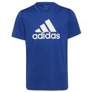 T-shirt adidas -