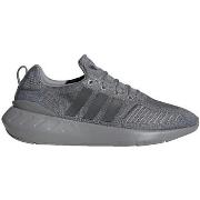 Sneakers adidas Originals Swift Run 22