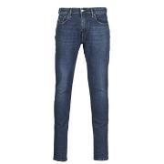 Skinny Jeans Diesel D-STRUKT