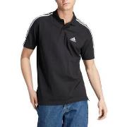 T-shirt adidas -