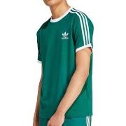 T-shirt adidas -