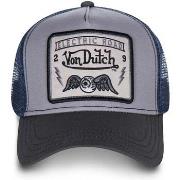 Pet Von Dutch -