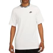 T-shirt Nike -