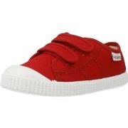 Sneakers Victoria 136606
