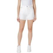 Korte Broek Calvin Klein Jeans MOM J20J225153