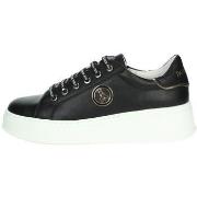 Lage Sneakers Patrizia Pepe PJ263.01