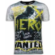 T-shirt Korte Mouw Local Fanatic Wanted Gothams Hero Digital