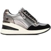 Lage Sneakers Xti -