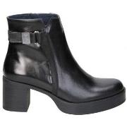 Enkellaarzen Dorking D9589