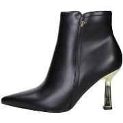 Enkellaarzen Ferre F-613