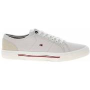 Lage Sneakers Tommy Hilfiger FM0FM04560AEP