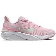 Lage Sneakers Nike Star Runner 4