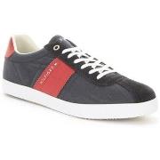 Lage Sneakers Tommy Hilfiger Playoff 1C1