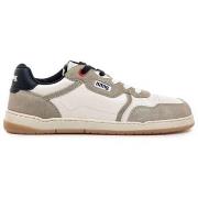 Lage Sneakers MTNG 84847