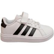 Lage Sneakers adidas GRAND COURT