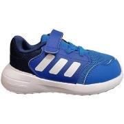 Lage Sneakers adidas tensaur