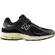 Sneakers New Balance 2002R