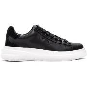 Lage Sneakers Guess FLPVIBSUE12
