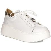 Lage Sneakers Maciejka 0619111008