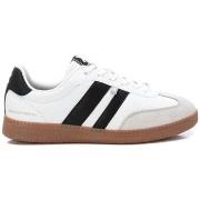 Lage Sneakers Xti 14348605