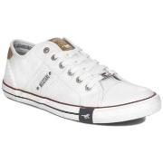 Lage Sneakers Mustang 4058310001