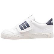 Lage Sneakers MTNG 48940