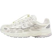 Lage Sneakers Nike P-6000 Light Bone