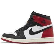 Hoge Sneakers Nike 1 Retro High OG Black Toe Reimagined