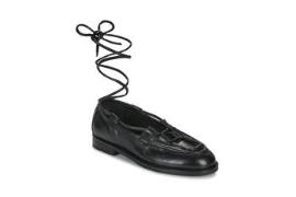 Ballerina's Bronx Tran-sitt