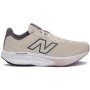 Lage Sneakers New Balance W5207J8