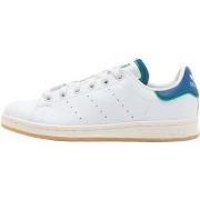 Lage Sneakers adidas GX4449