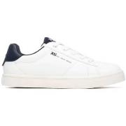 Lage Sneakers Xti 15302502