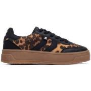 Lage Sneakers Xti 14458401