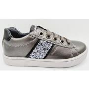 Sneakers Geox j16eue