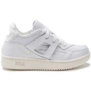 Chaussures Fila Cage Low Baskets Style Course