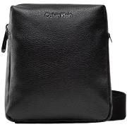 Pochette Calvin Klein Jeans Sacoche bandouliere Ref 57104 noir 17*19*5...