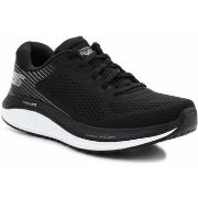 Chaussures Skechers Go Run Persistence Black/White 246053-BKW