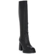 Boots Keys BLACK