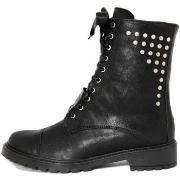 Boots Fashion Attitude -