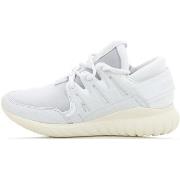 Baskets basses adidas Tubular Nova